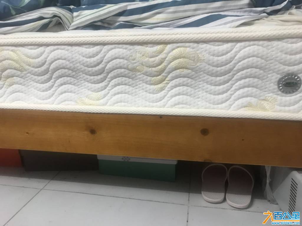 1.5米木床+床垫，480